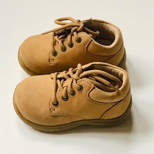 Brand New Stride Rite Nubuck Shoe Boot 5.5 WX